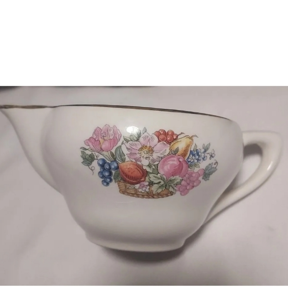 Vintage Bakerite Creamer Warranted 22k GOLD - Picture 9 of 11
